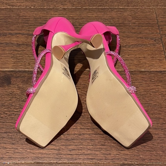 SODA Women’s Pink Sandals Size 8.5 - Picture 5 of 7